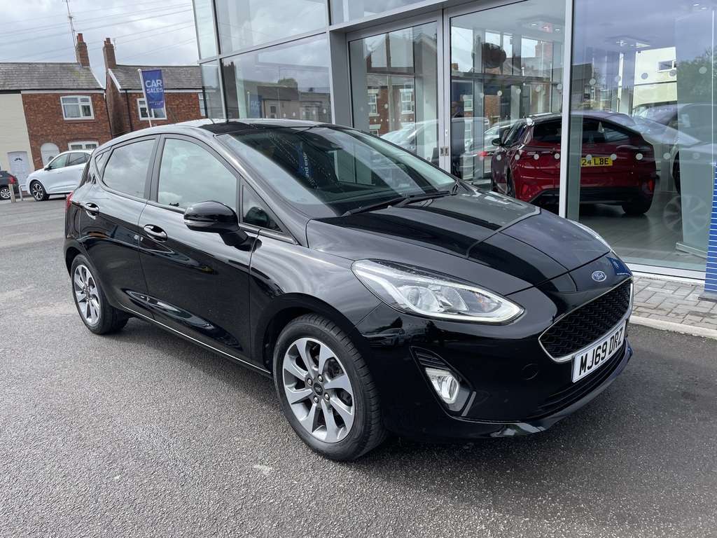Ford Fiesta 1.1 Trend MJ69DRZ Black