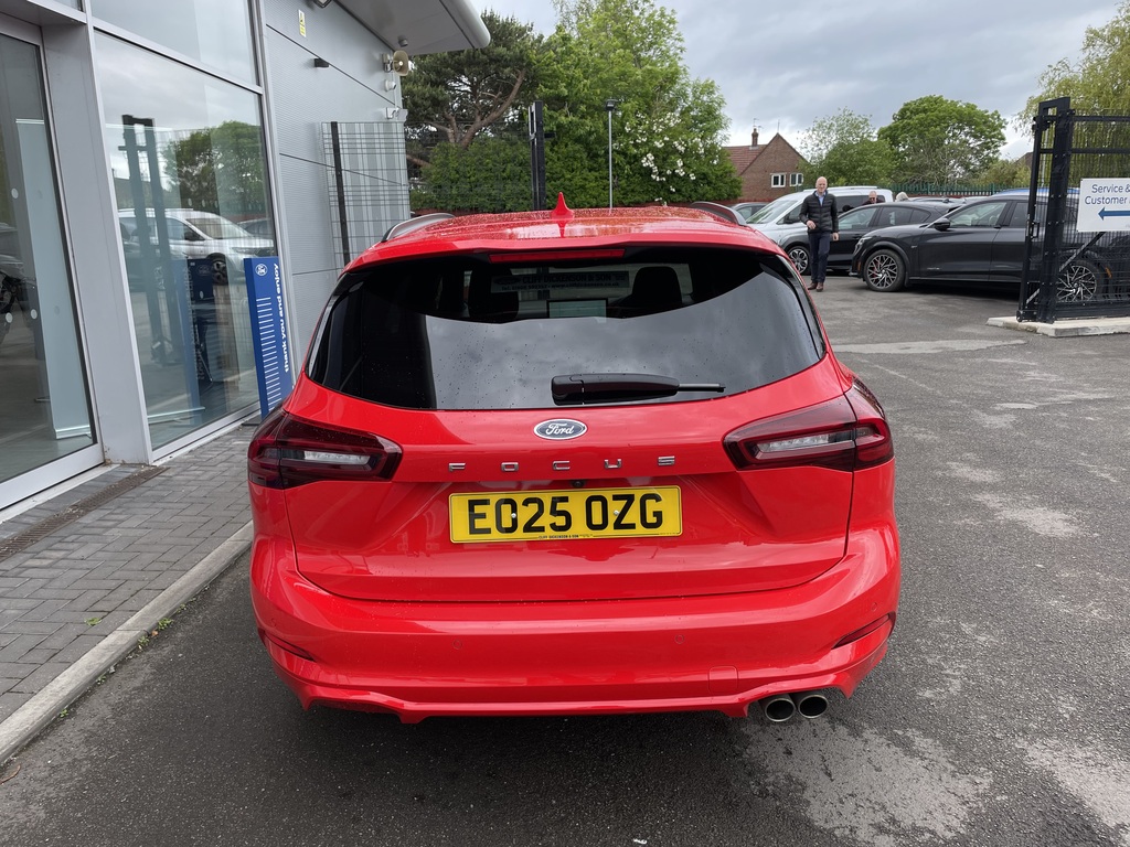 Ford Focus 1.0 Ecoboost Hybrid Mhev St-line X EO25OZG Red #5