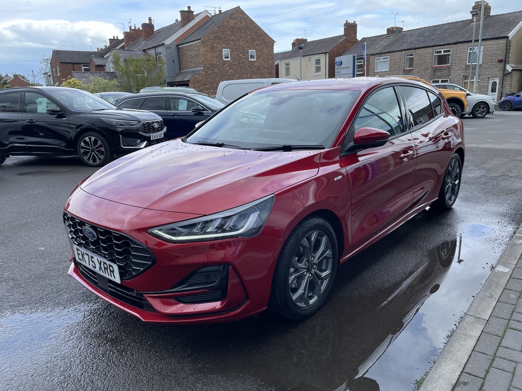 Ford Focus 1.0 Ecoboost Hybrid Mhev St-line Red #3