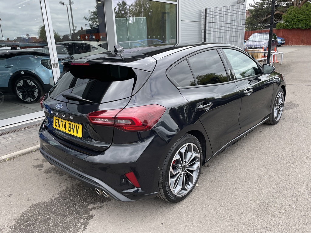 Ford Focus 1.0 Ecoboost Hybrid Mhev 155 St-line X EN74BVV Black #6