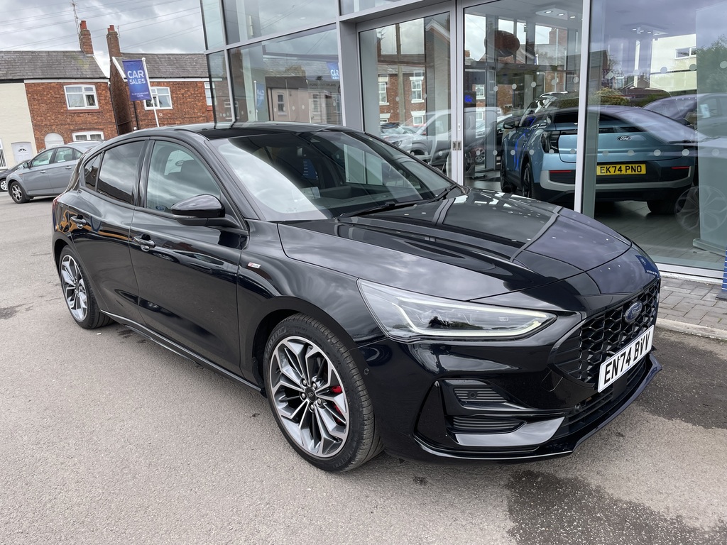 Ford Focus 1.0 Ecoboost Hybrid Mhev 155 St-line X Black