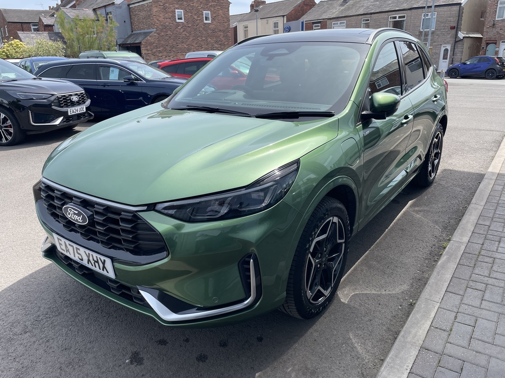 Ford Kuga 2.5 Phev St-line X Cvt EA75XHX Green #3