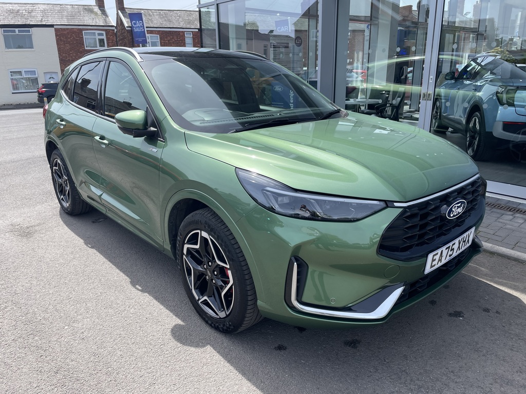 Ford Kuga 2.5 Phev St-line X Cvt Green