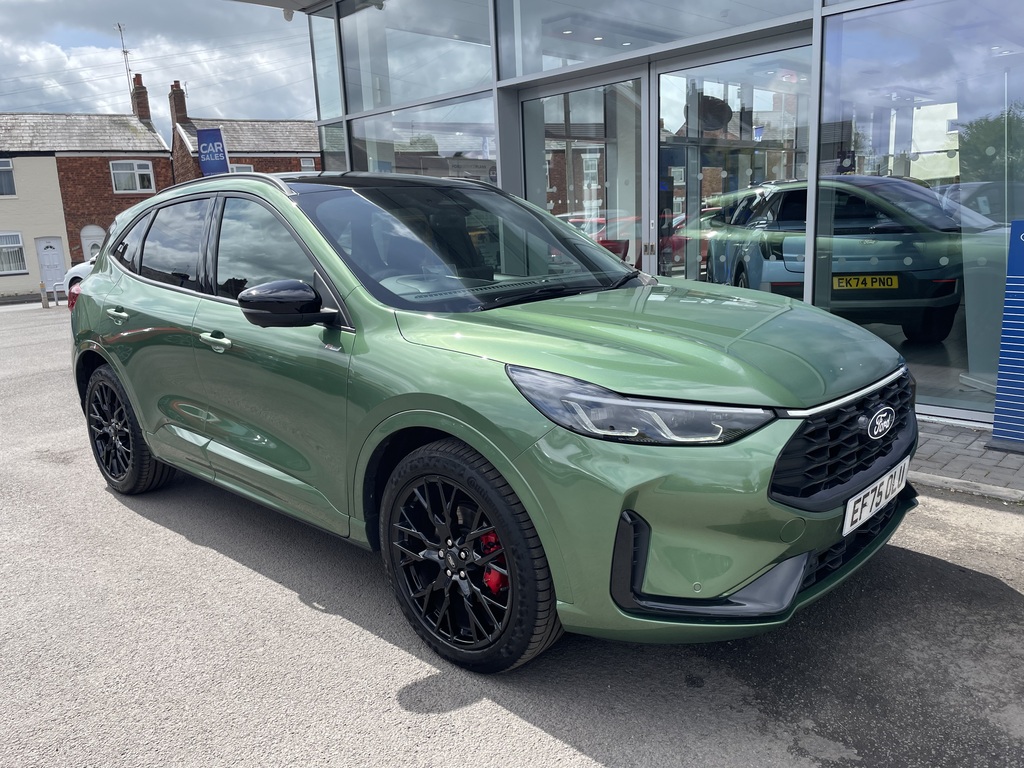 Ford Kuga 2.5 Fhev St-line X Black Package 4Wd Cvt Green