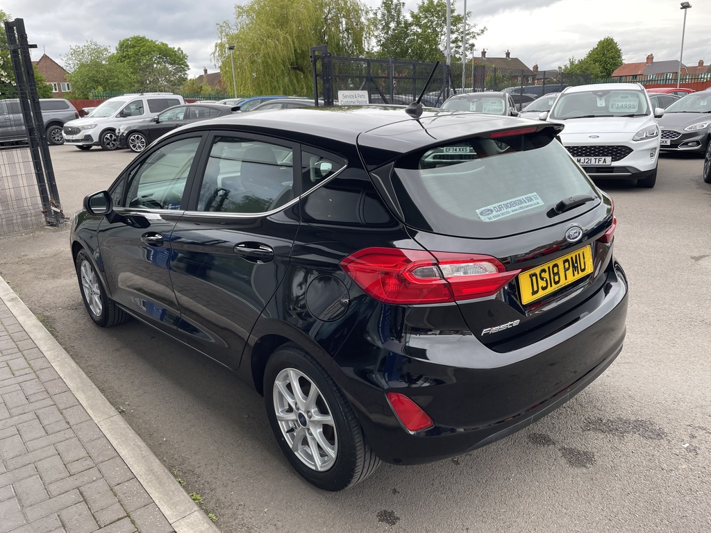 Ford Fiesta 1.0 Ecoboost Zetec DS18PMU Black #4