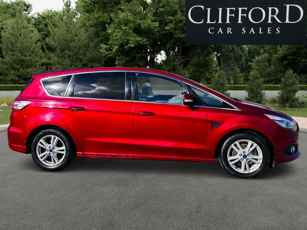 Ford S-Max 2L Titanium LP66XFS Red #5