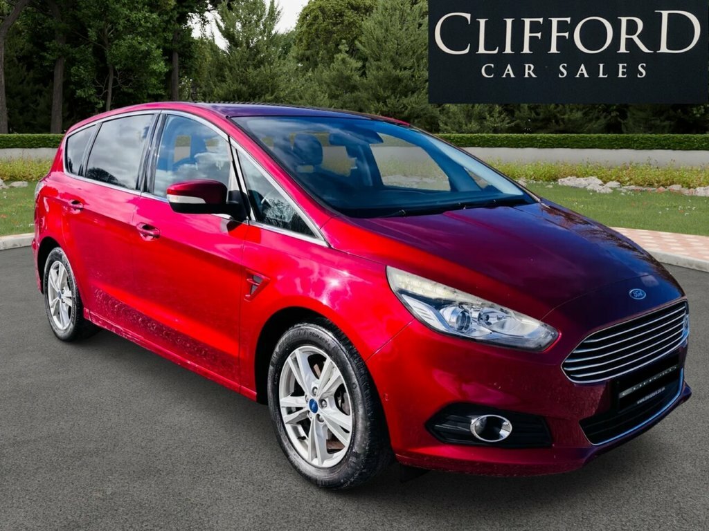 Ford S-Max 2L Titanium LP66XFS Red #4
