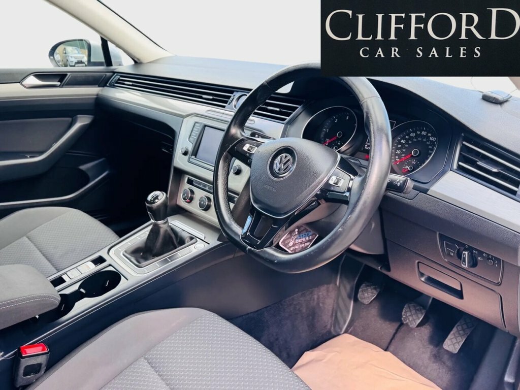 Volkswagen Passat 1.6L S GD64PVP Silver #6