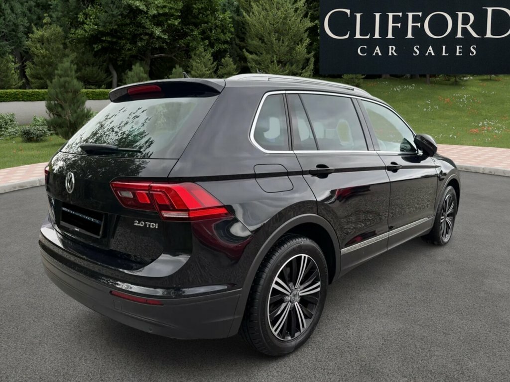 Volkswagen Tiguan 2L Se Navigation DV66JNU Black #2