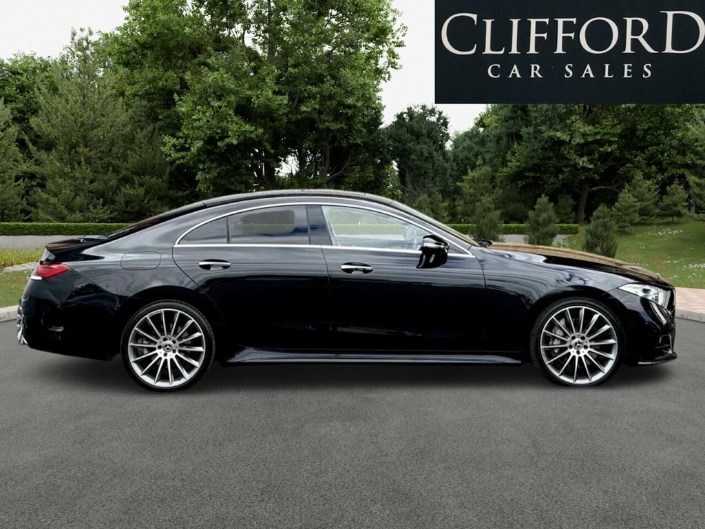 Mercedes-Benz CLS 2L Amg Line Black #5