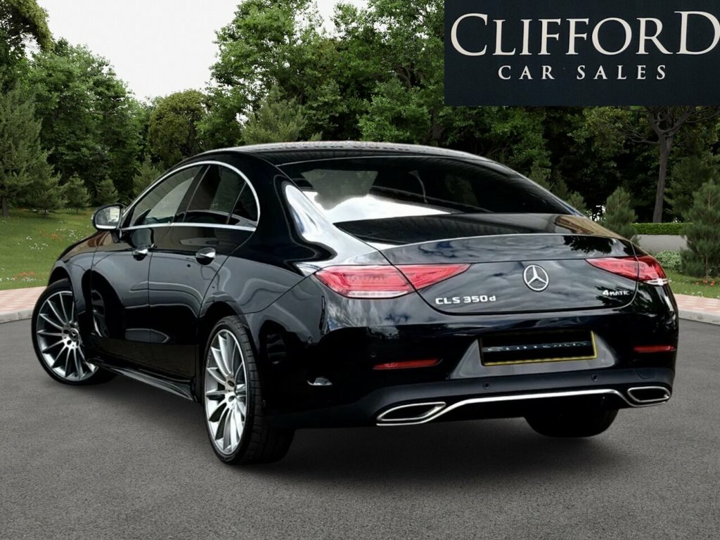 Mercedes-Benz CLS 2L Amg Line Black #3