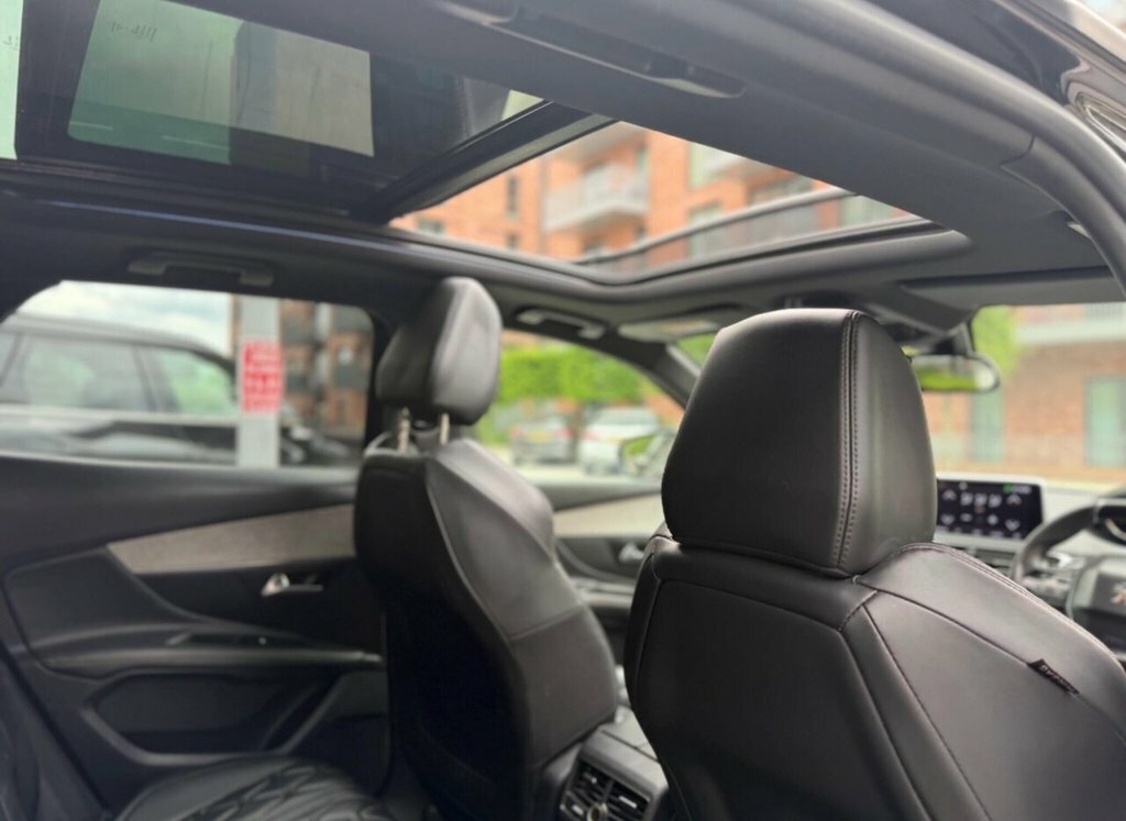 Peugeot 3008 Suv WF67ZFA Black #5