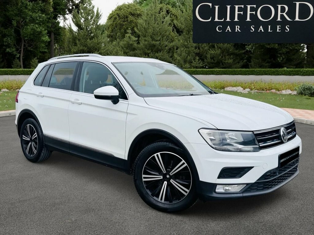 Volkswagen Tiguan 2L S DX67YYF White #2