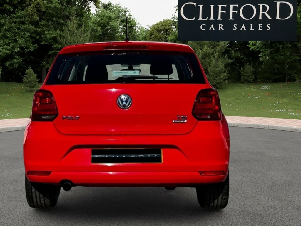 Volkswagen Polo 1.2L Se CE64EYD Red #4