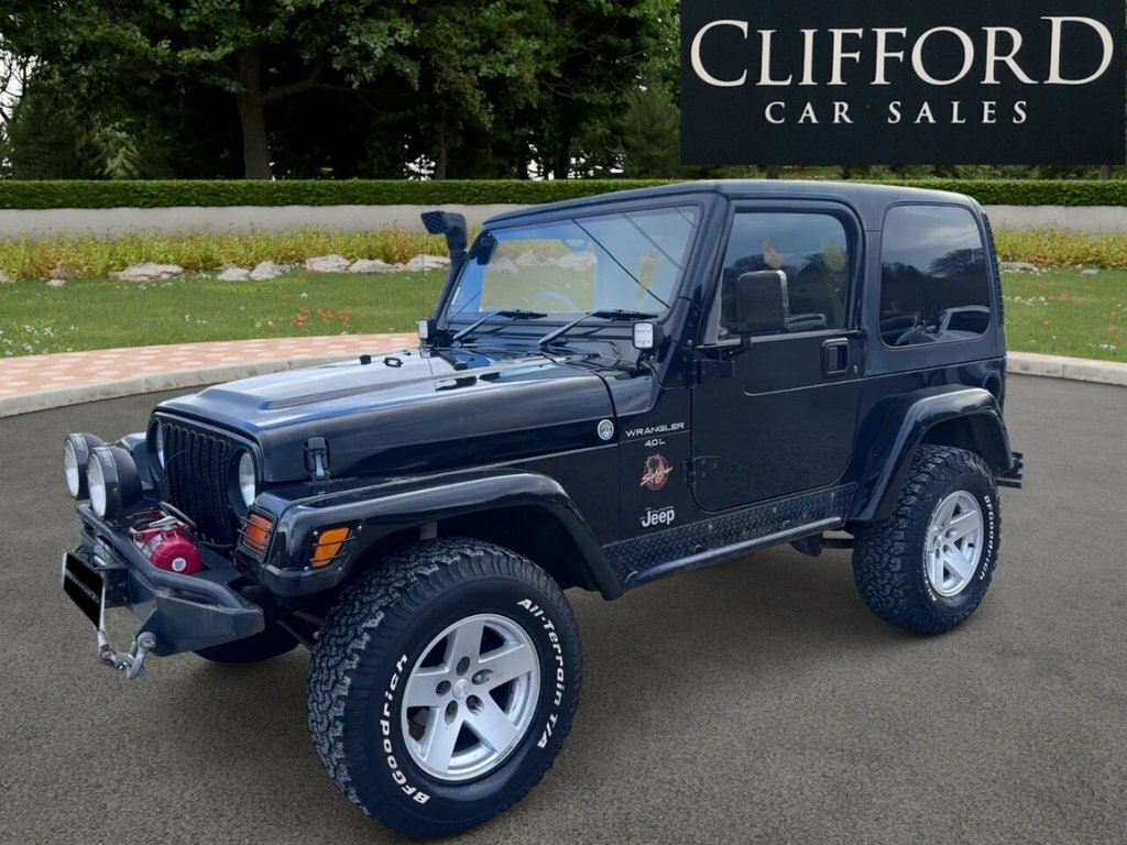 Jeep Wrangler 4.0 Sahara Hard Top 4X4 Black #17