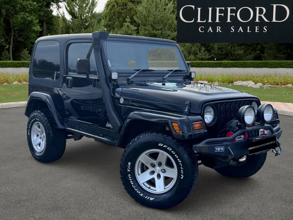 Jeep Wrangler 4.0 Sahara Hard Top 4X4 Black #42