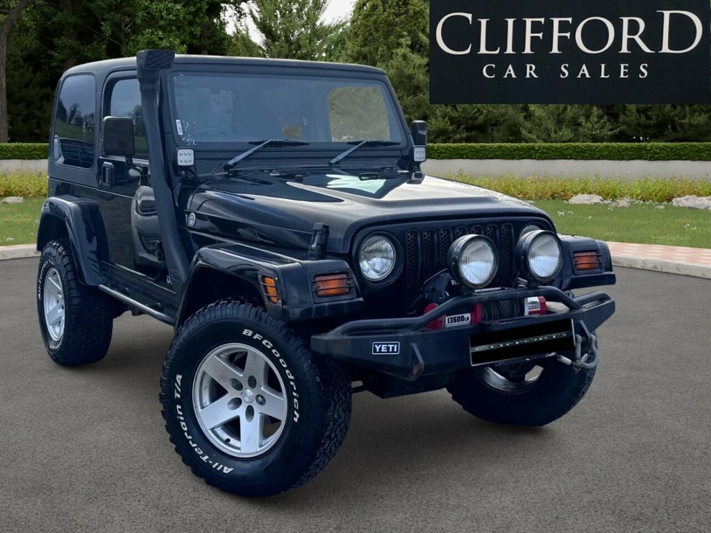 Jeep Wrangler 4L Sahara Black