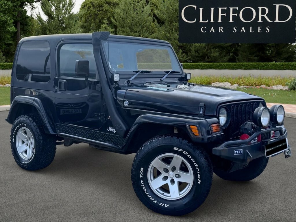 Jeep Wrangler 4.0 Sahara Hard Top 4X4 Black #44