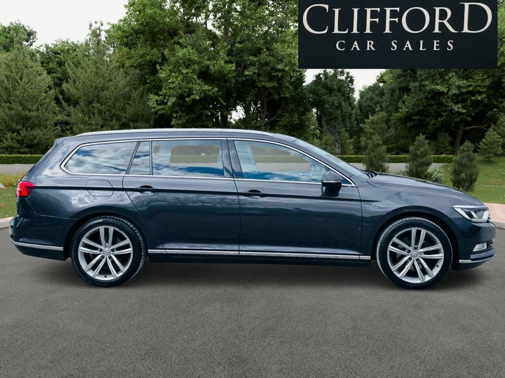 Volkswagen Passat Passat Gt Tdi YJ19TCO Grey #3