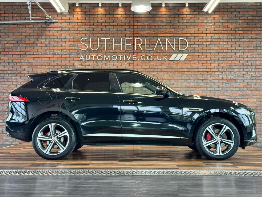 Jaguar F-Pace 3.0 F-pace V6 S Awd D 4Wd RK66MKU Black #2
