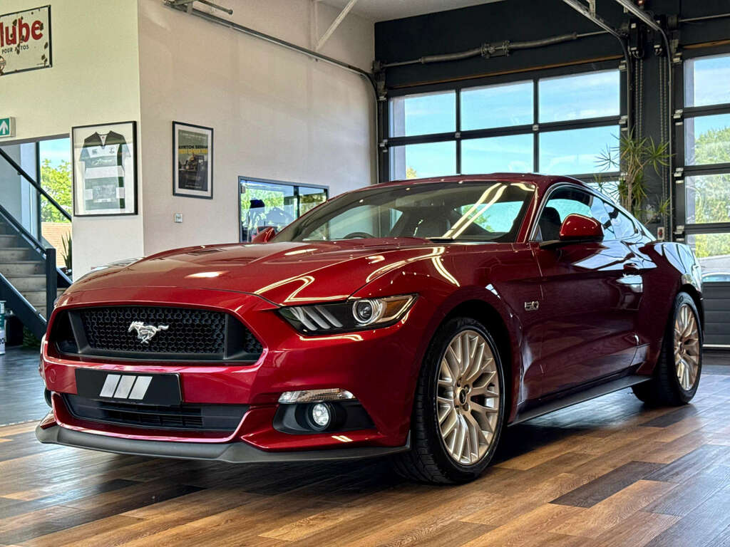 Ford Mustang 5.0 Mustang Gt Red #3