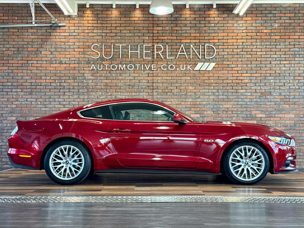 Ford Mustang 5.0 Mustang Gt Red