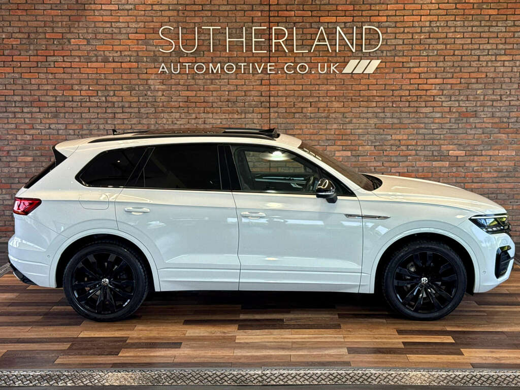 Volkswagen Touareg 3.0 Touareg V6 Black Edition Tdi 4Wd MM70OGU White #2