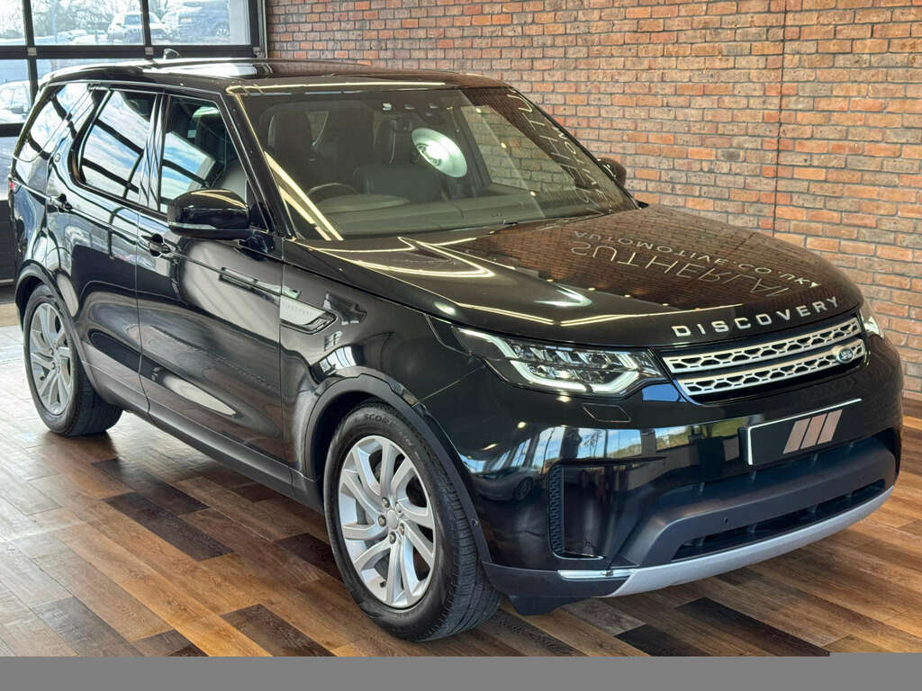 Land Rover Discovery 3.0 Discovery Hse Sdv6 4Wd Black