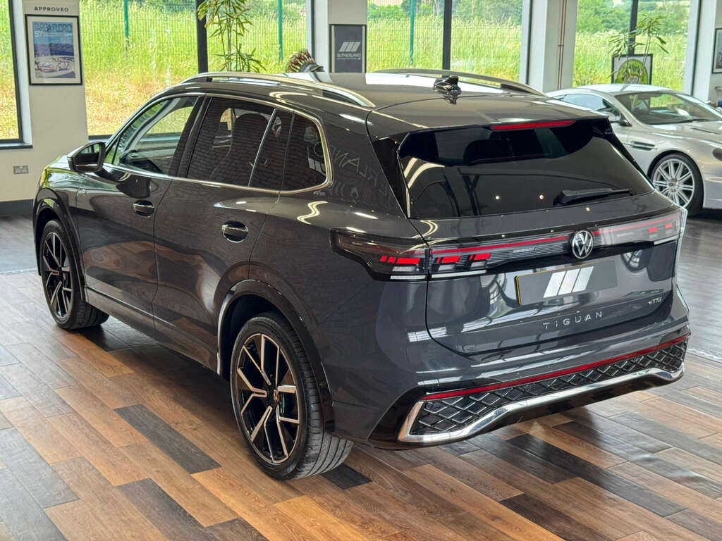 Volkswagen Tiguan 1.5 Tiguan R-line Tsi Mhev VE24OVA Grey #6