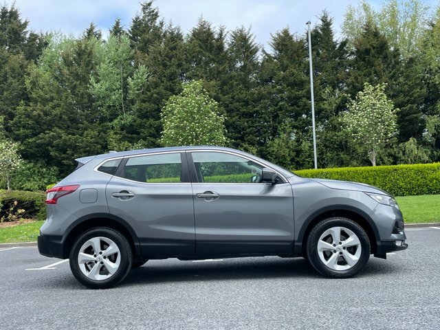 Nissan Qashqai 1.3 Dig-t Acenta Premium Suv Eur PK69FNX Grey #6