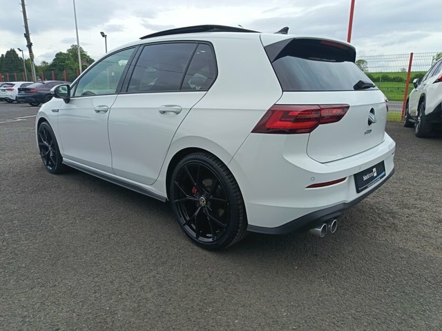 Volkswagen Golf 2.0 Tdi Gtd Dsg Euro 6 200 Ps BVZ2747 White #3