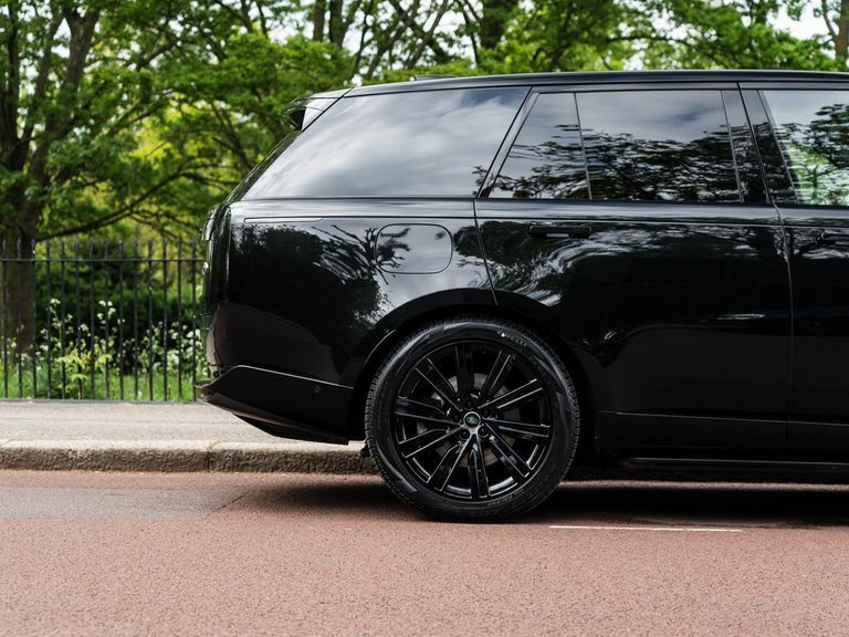 Land Rover Range Rover 3.0 P440e Hse LM23FFP Black #6