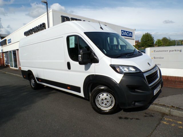 Peugeot Boxer Bluehdi 435 Professional Van White
