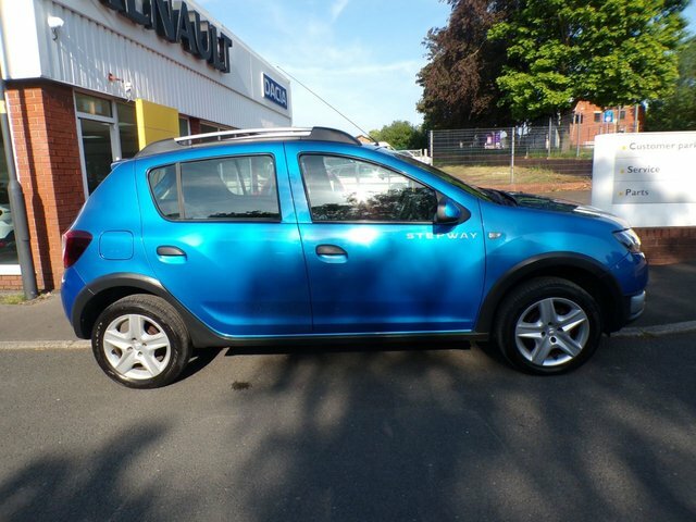 Dacia Sandero Stepway Tce Laureate Hatchback YR14FCN Blue #5