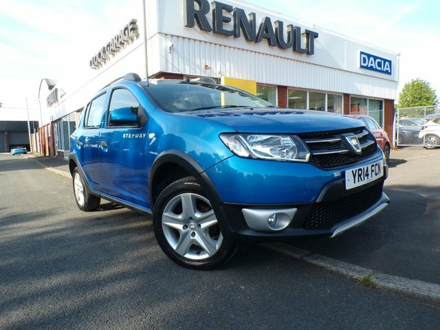 Dacia Sandero Stepway Tce Laureate Hatchback Blue