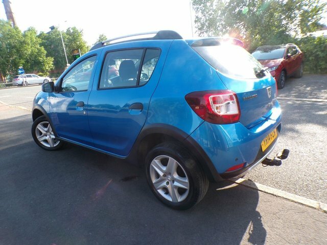 Dacia Sandero Stepway Tce Laureate Hatchback YR14FCN Blue #2