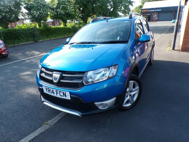 Dacia Sandero Stepway Tce Laureate Hatchback YR14FCN Blue #3