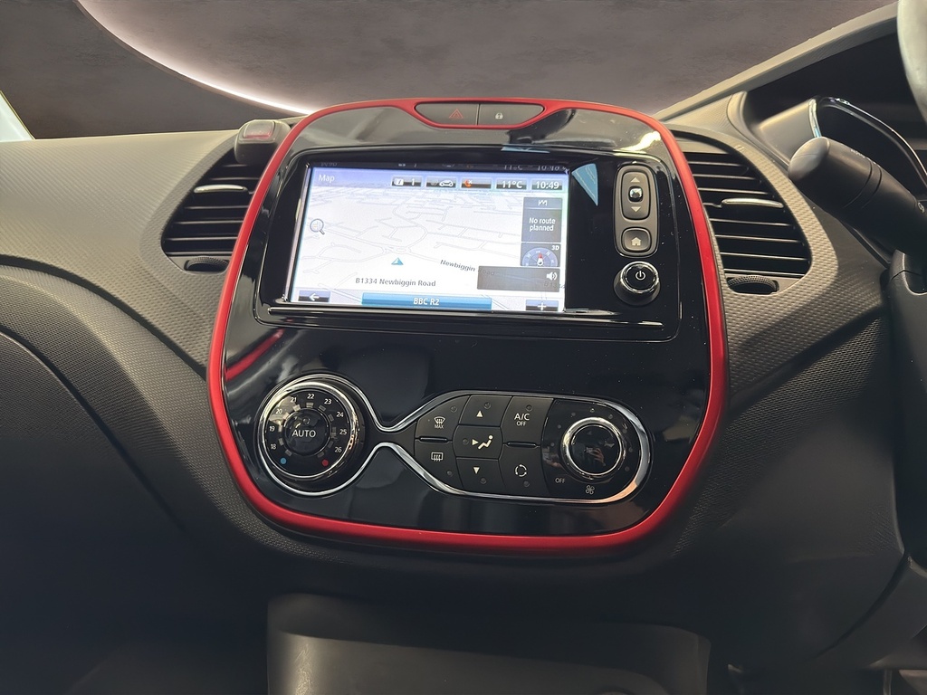 Renault Captur 0.9 Tce Energy Signature Nav Suv SH16CCZ Red #2