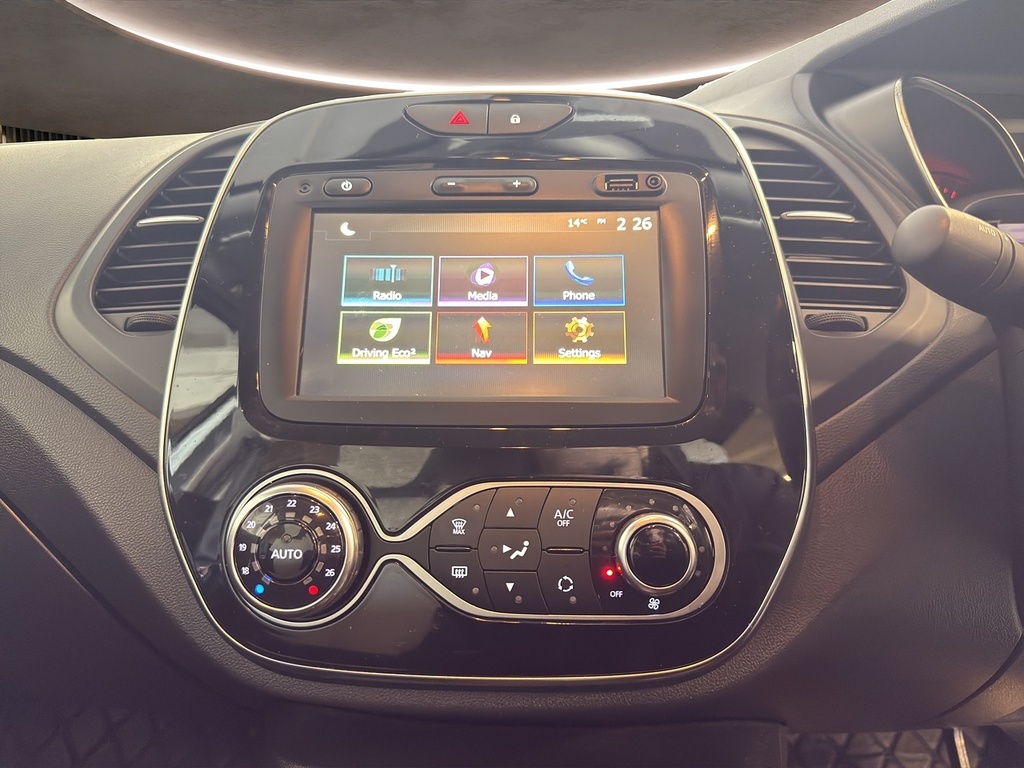 Renault Captur 1.5 Dci Energy Iconic Suv Edc Euro 6 S CP68HGJ Silver #4