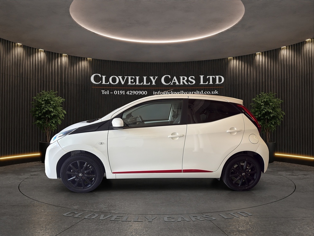 Toyota Aygo 1.0 Vvt-i X-press Hatchback Euro KF18FGJ White #6