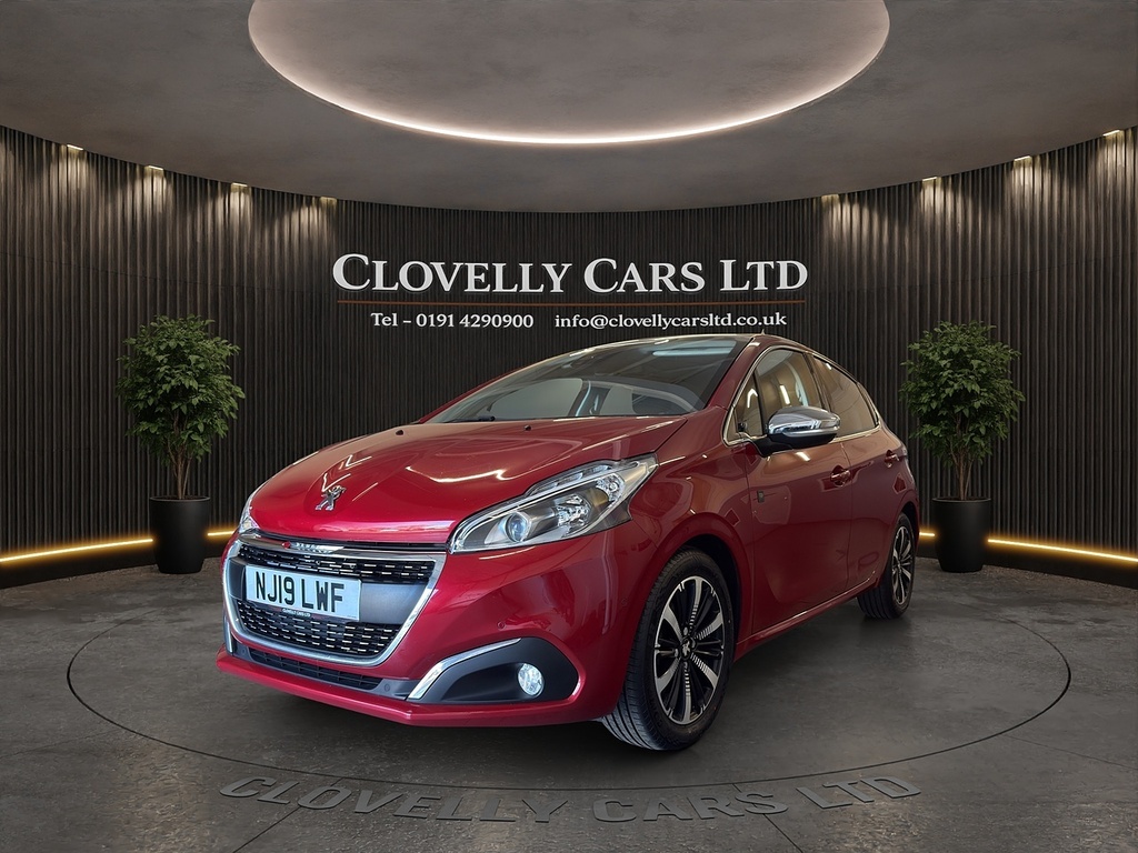 Peugeot 208 1.2 Puretech Tech Edition Hatchback Man NJ19LWF Red #5