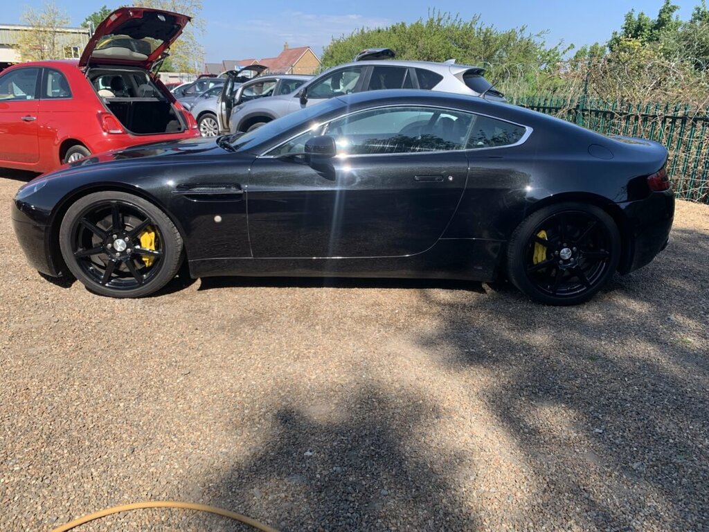 Aston Martin Vantage Petrol W666SSH Black #6