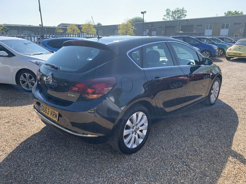 Vauxhall Astra Diesel OU63VRM Black #5