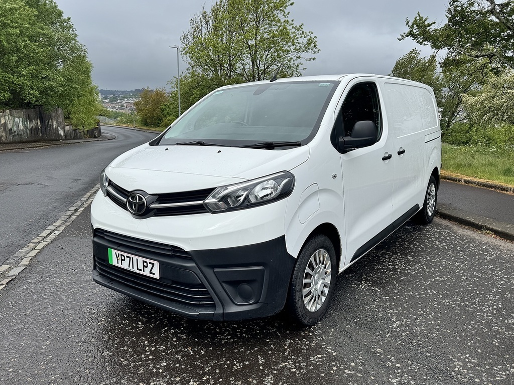Toyota PROACE Icon U4317 Ulez White