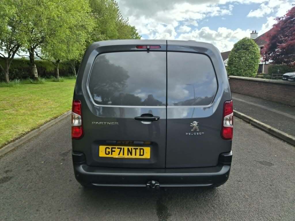 Peugeot Partner Professional 1.5Hdi Premium GF71NTD Grey #3