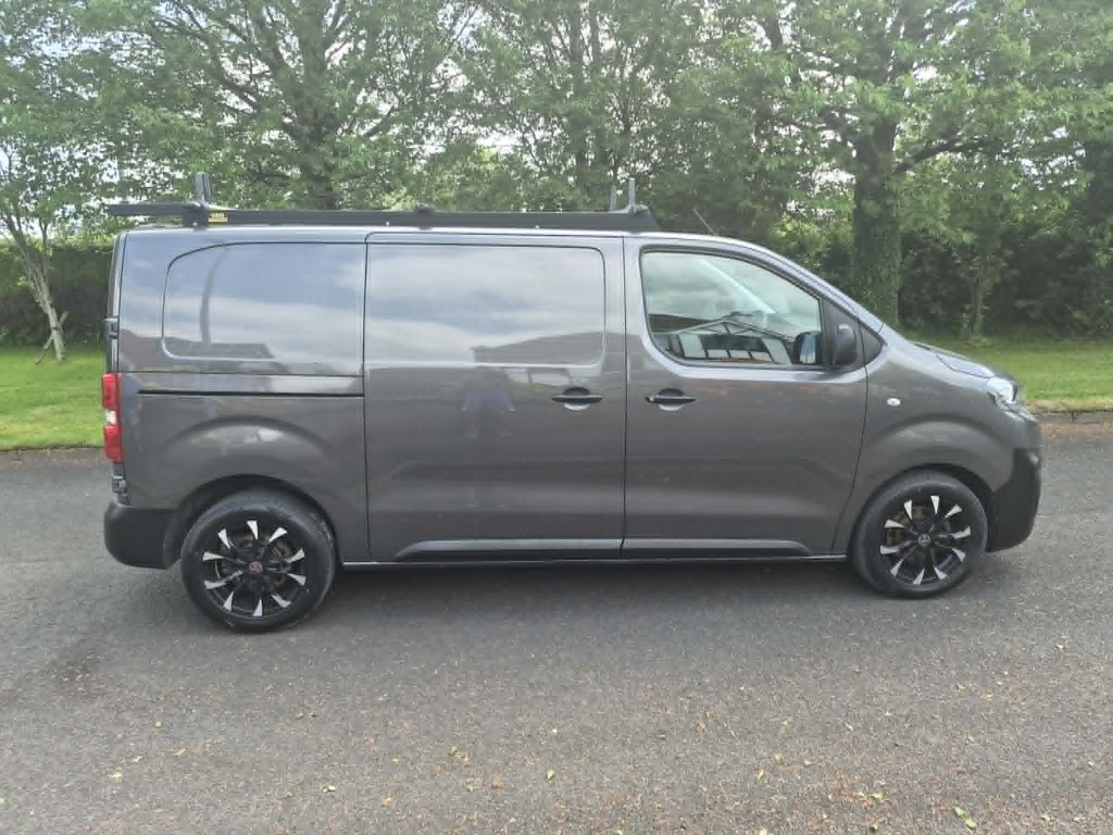 Peugeot Expert Professional 2.0 B-hdi CE21UGJ Grey #4