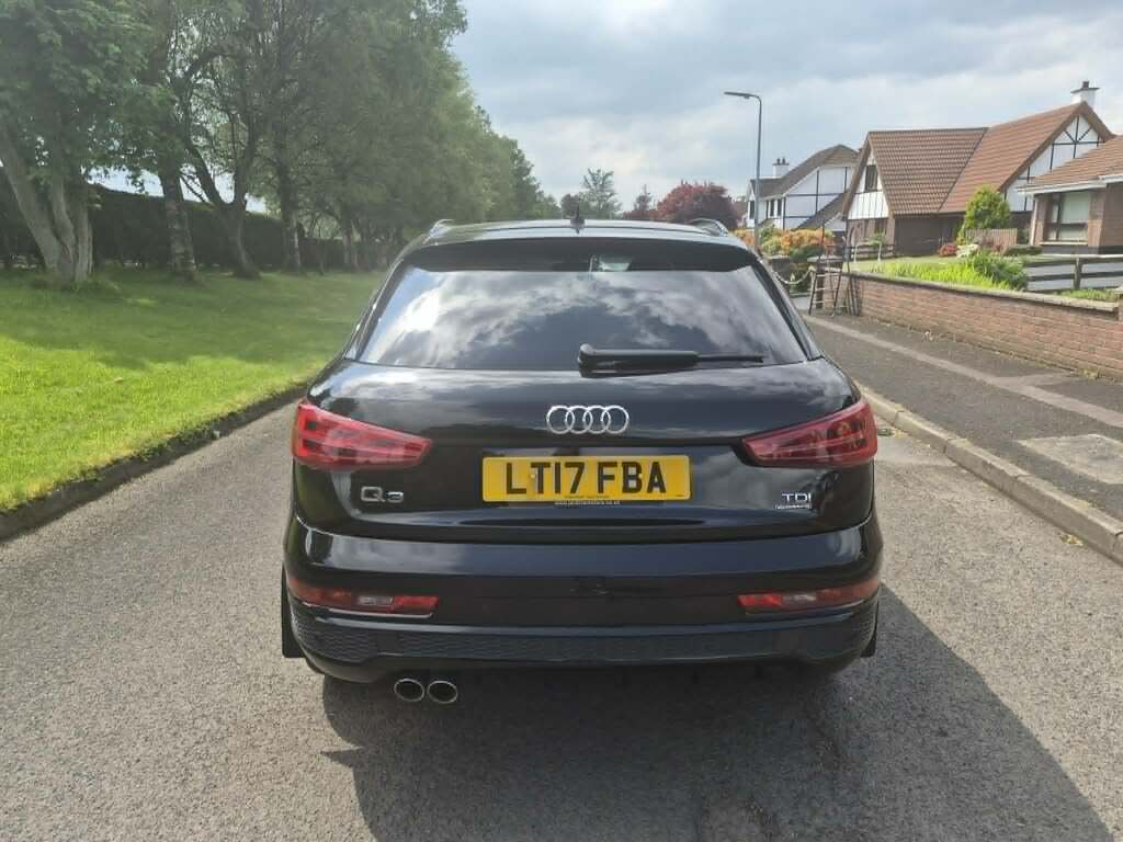 Audi Q3 2.0 Tdi S-line Plus Quattro LT17FBA Black #3