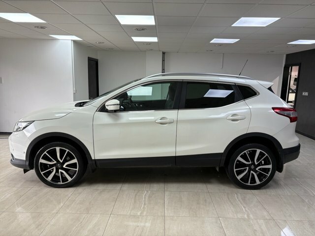 Nissan Qashqai 2015 1.5 Dci Tekna Suv 2Wd Euro DF15PUU White #6