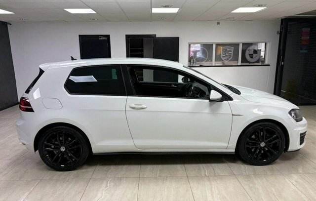 Volkswagen Golf 2016 2.0 Tdi Bluemotion Tech Gtd Hatchback Die HF16OXB White #2