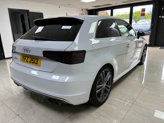 Audi S3 2014 2.0 Tfsi Hatchback S Tronic Quattr YFZ3513 White #3